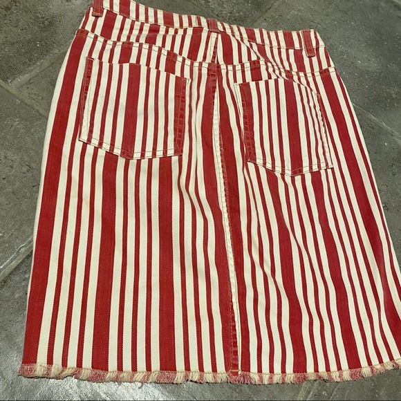 Free People Red Stripe Mini Denim Pencil Skirt Raw Hem Front Slit Western SZ 27 - Picture 5 of 6